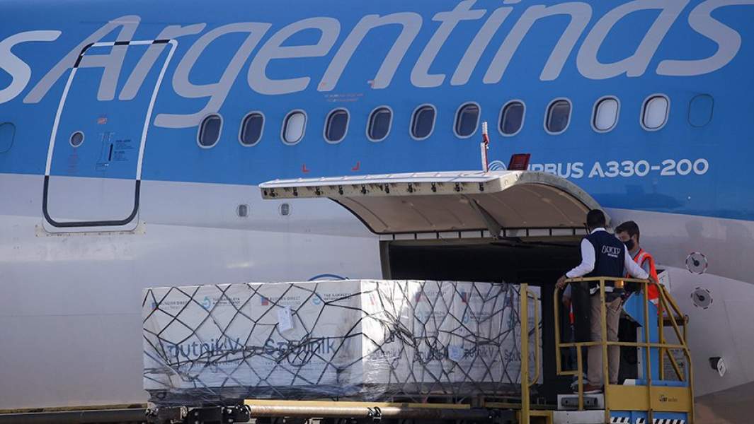 Доставка вакцины «Спутник V» в Буэнос-Айрес