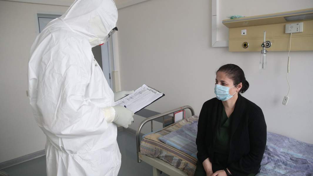 пациент с covid-19 в больнице