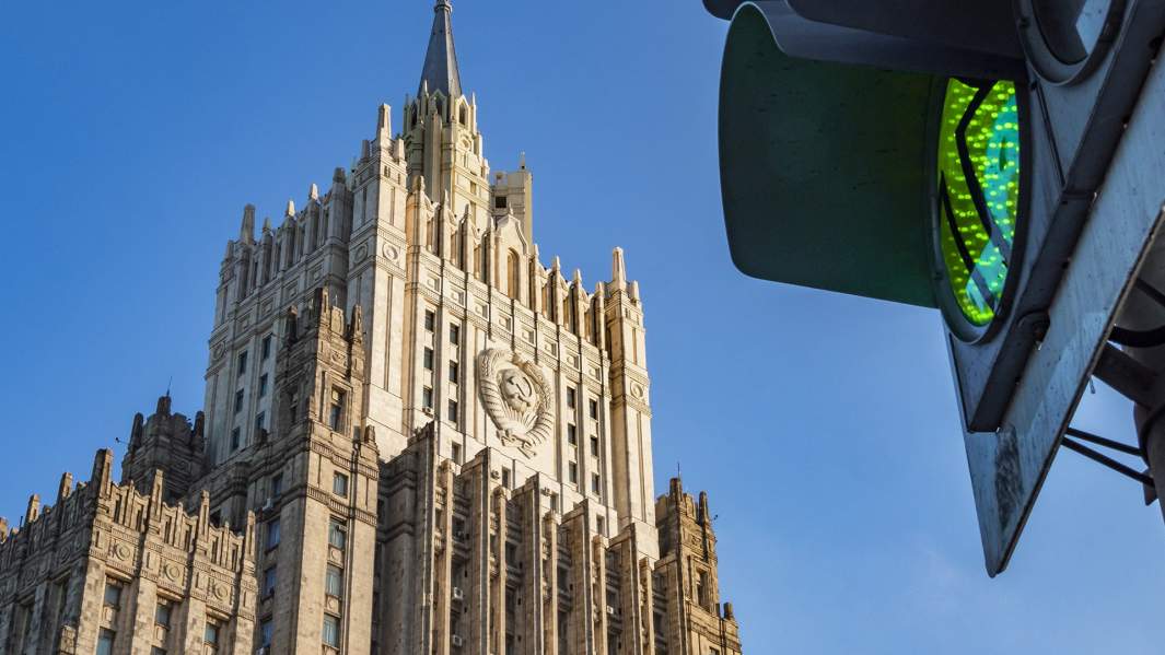 Перешли через ДОН: уход США и РФ из договора ударит по европейской безопасности