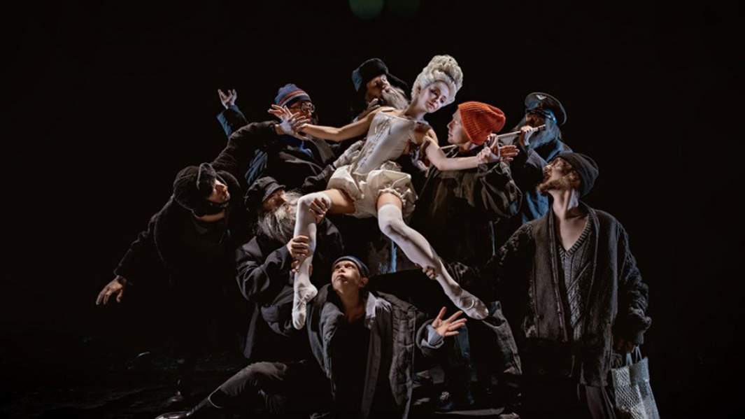 Сцена из спектакля «Левша»