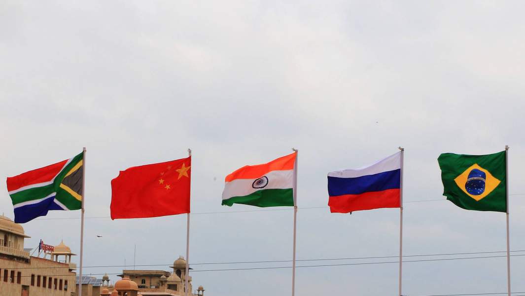 флаги стран БРИКС