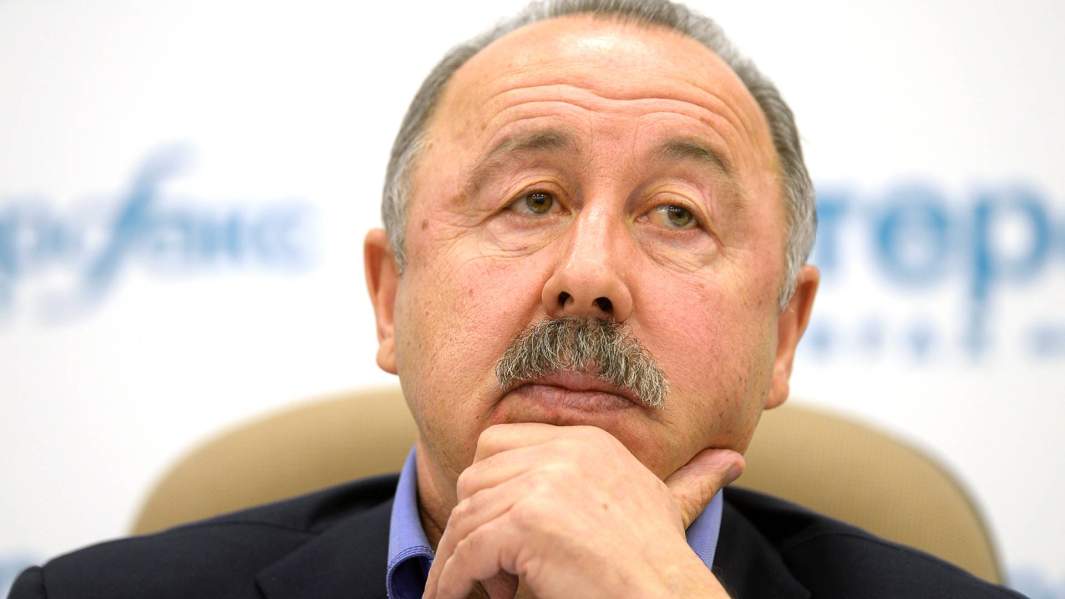 Тренер Валерий Газзаев