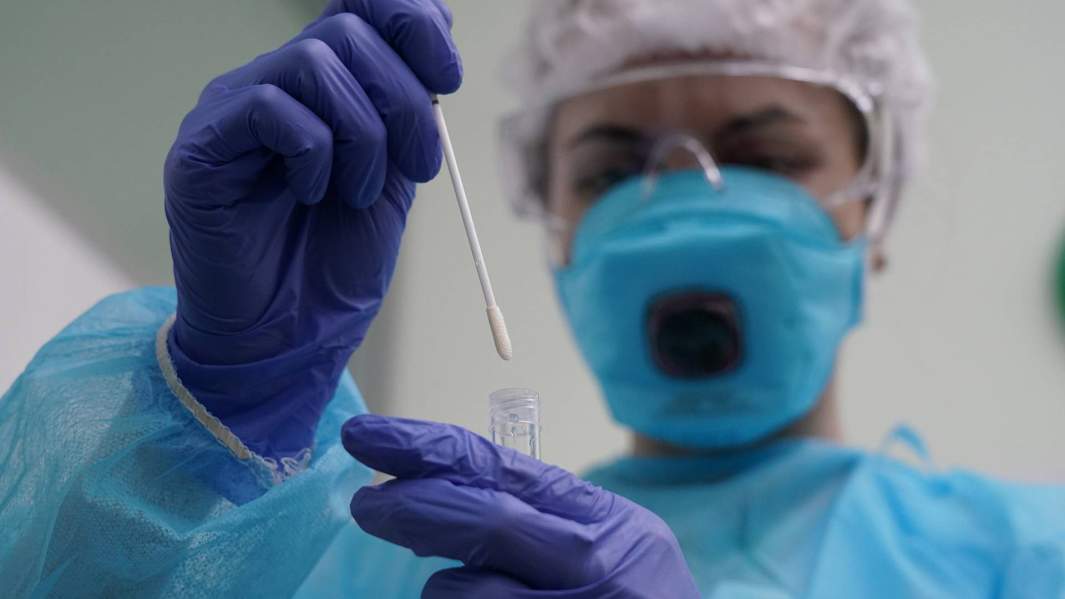 С новым кодом: 28 июня посещаемость московских ресторанов упала на 90%