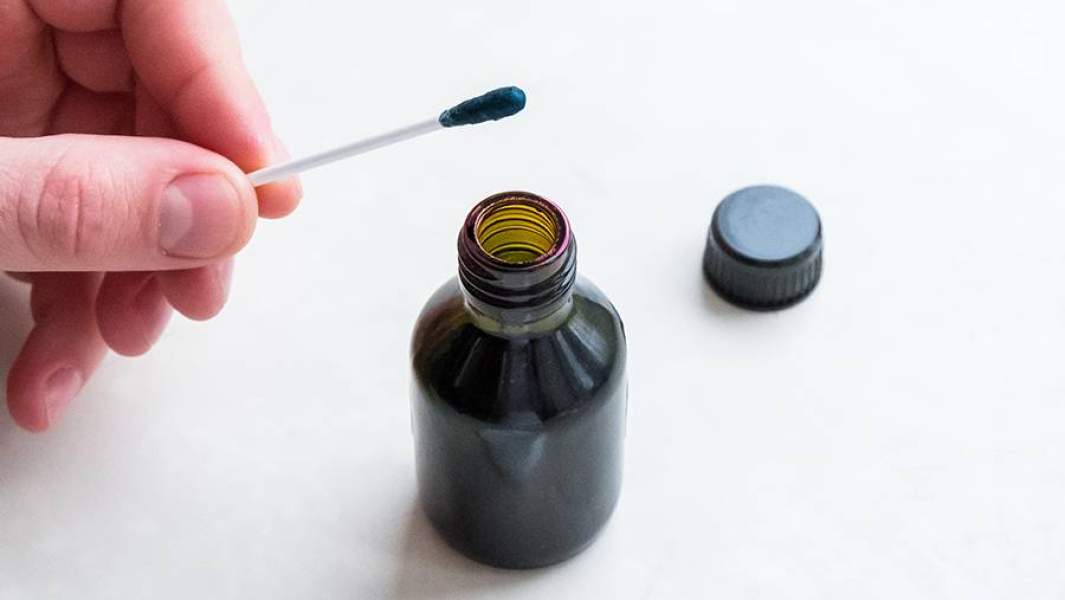 Пузырек с зеленкой