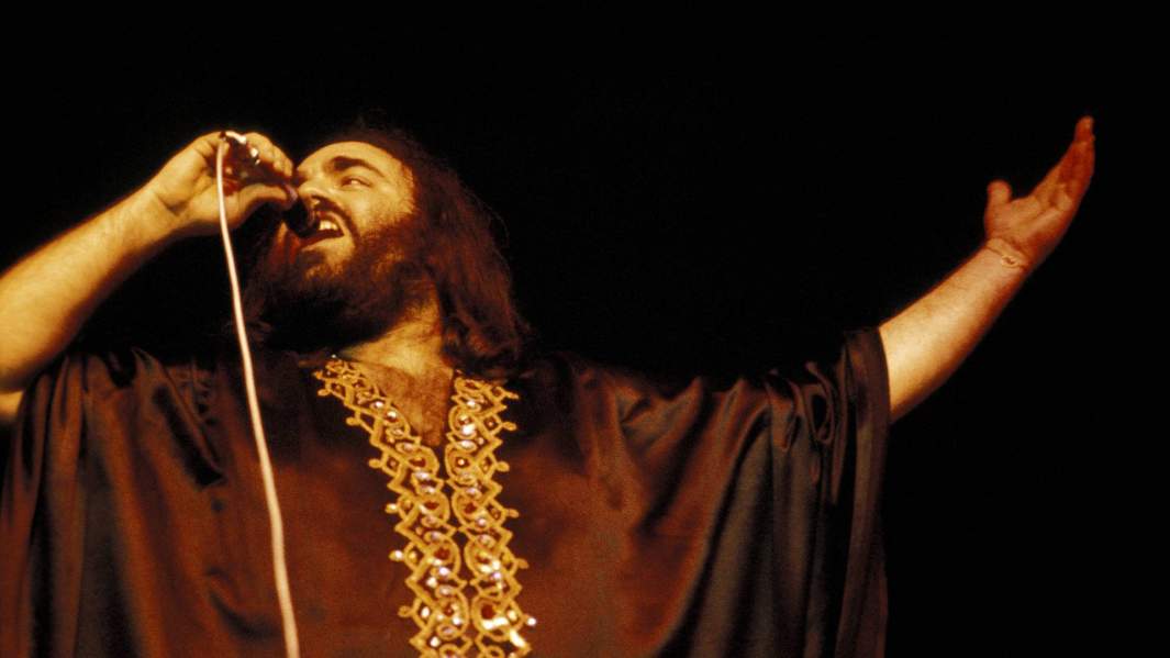 Демис Руссос