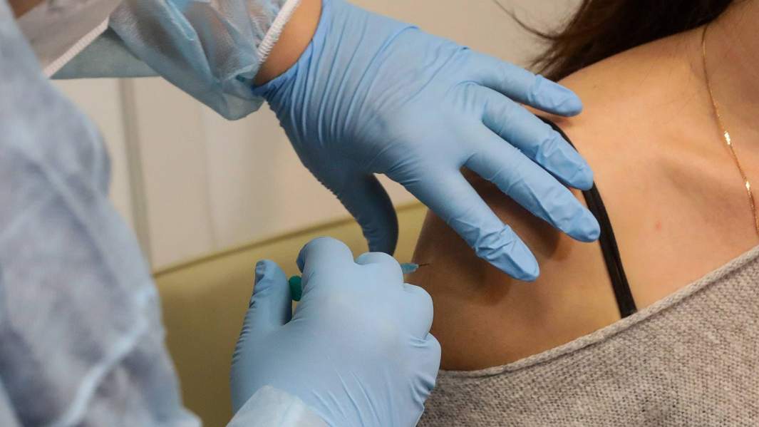 Субъекты вакцинации: какие еще регионы могут ввести обязательные прививки от коронавируса