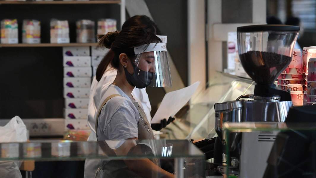 Сотрудница кафе