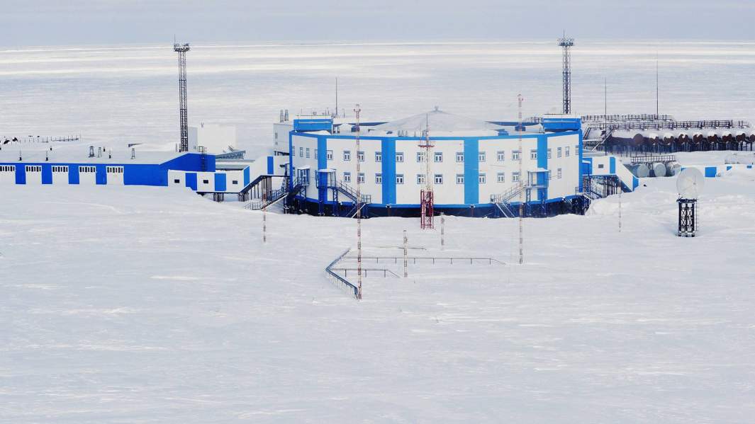 Погранзастава "Нагурское" пограничного управления ФСБ РФ по Архангельской области, расположенная на острове Земля Александры архипелага Земля Франца-Иосифа