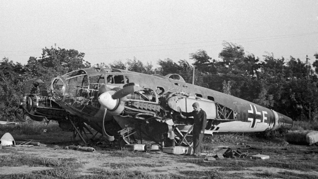 Один из первых немецких самолетов, сбитых под Одессой