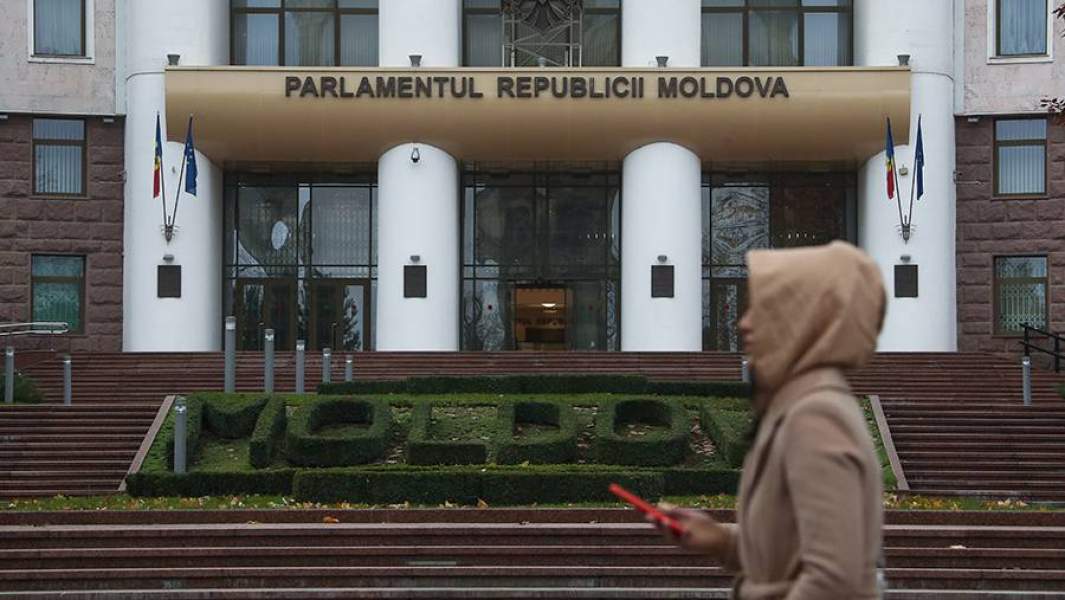 Вид на здание парламента Молдавии