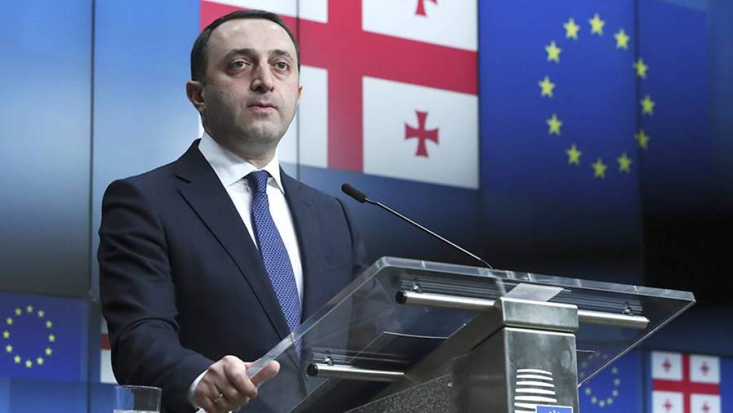 Премьер-министр Грузии Ираклий Гарибашвили на совместной пресс-конференции с главой дипломатии ЕС Жозепом Боррелем в Брюсселе. 16 марта 2021 года