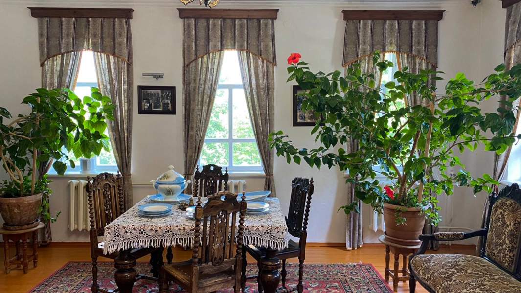 Интерьер дома купца Клепикова