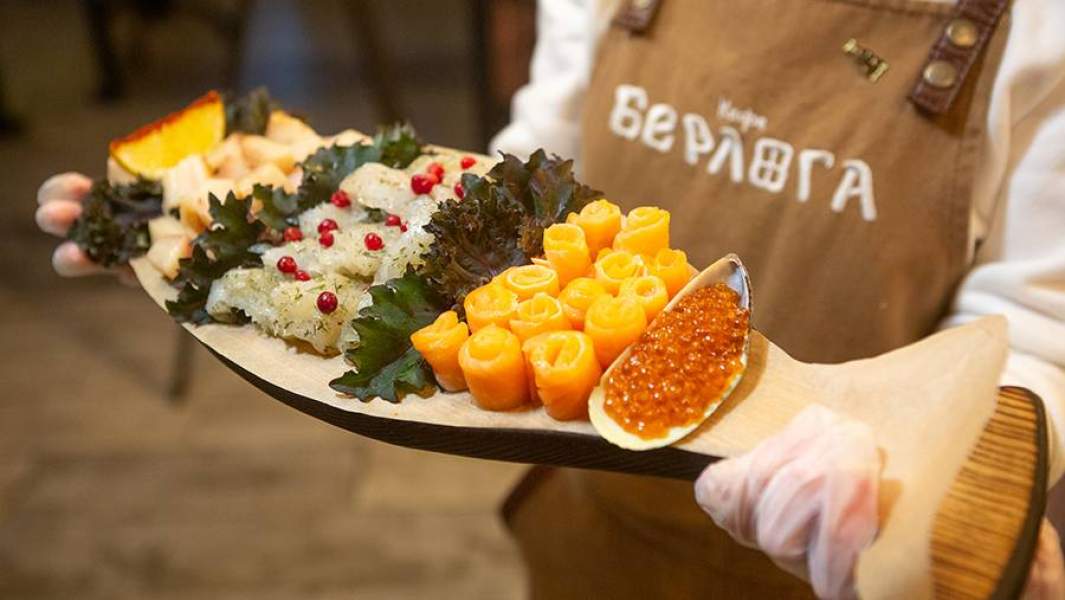 Рыбное ассорти в кафе Берлога