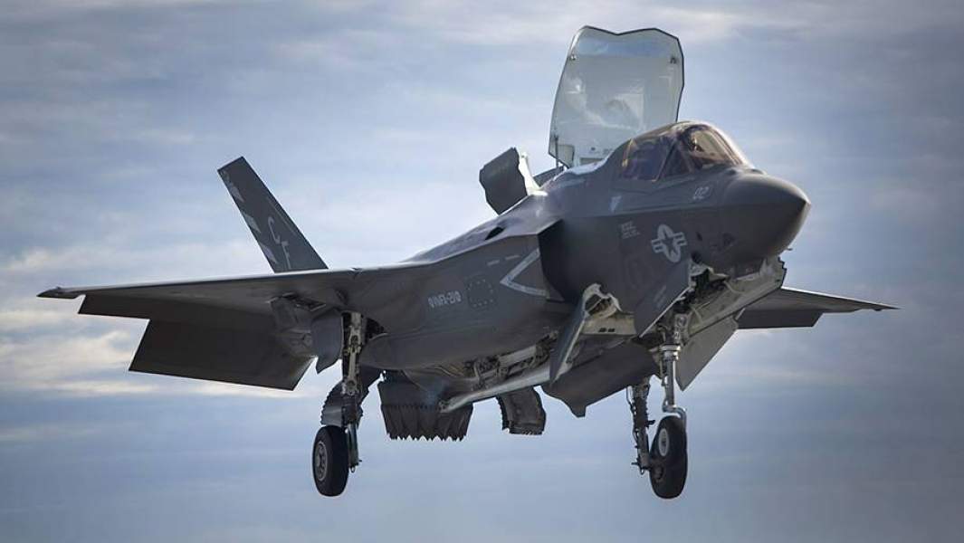 Американский малозаметный многофункциональный истребитель-бомбардировщик пятого поколения F-35