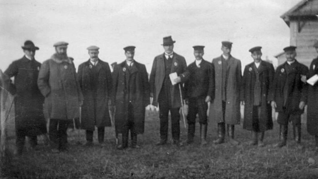 Группа счетчиков всеобщей переписи населения 1897 г.