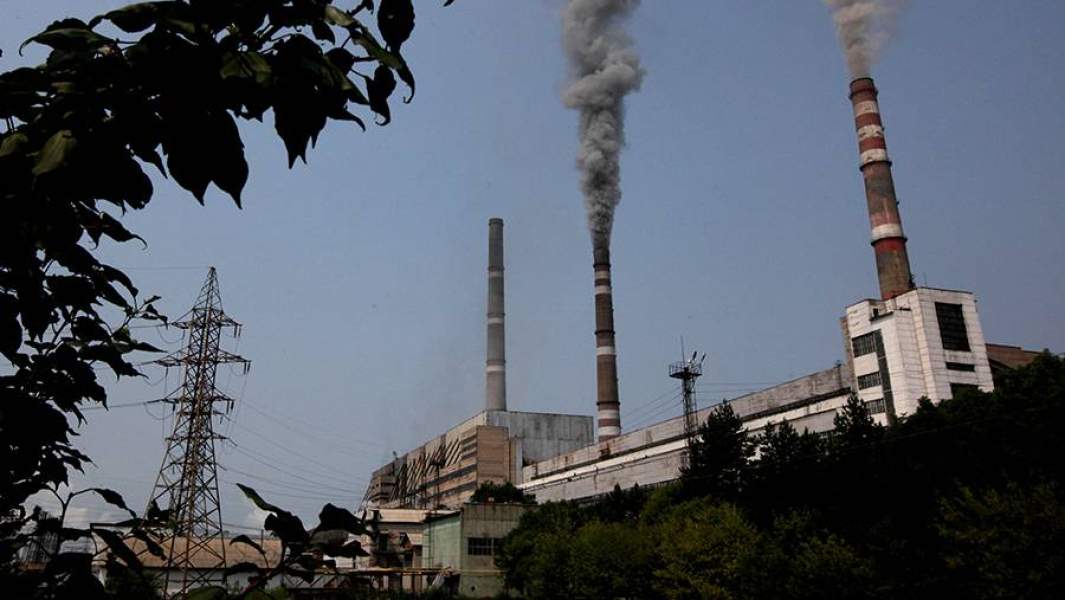 Вид Приморской ГРЭС в поселке городского типа Лучегорск Приморского края