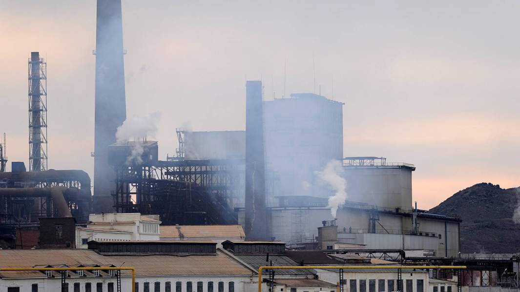 Завод в Челябинске