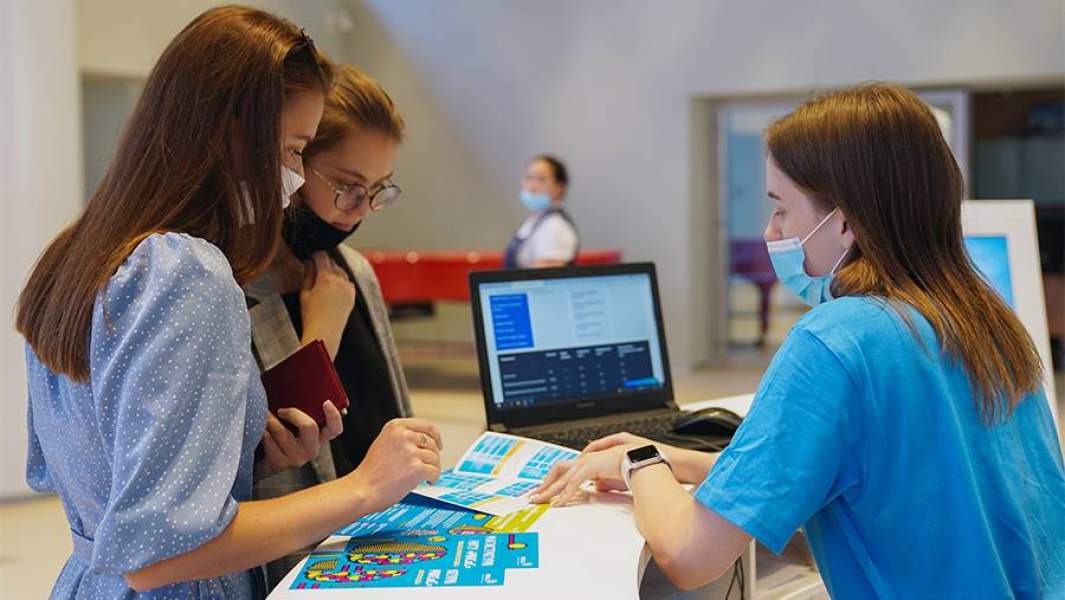 абитуриенты