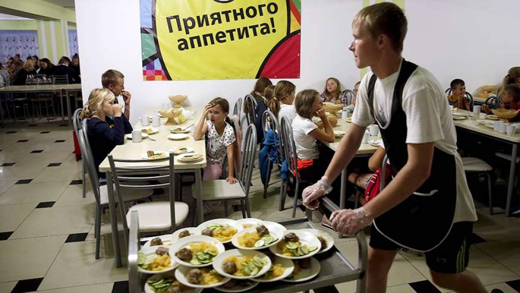 Чему должна соответствовать мебель в лагере