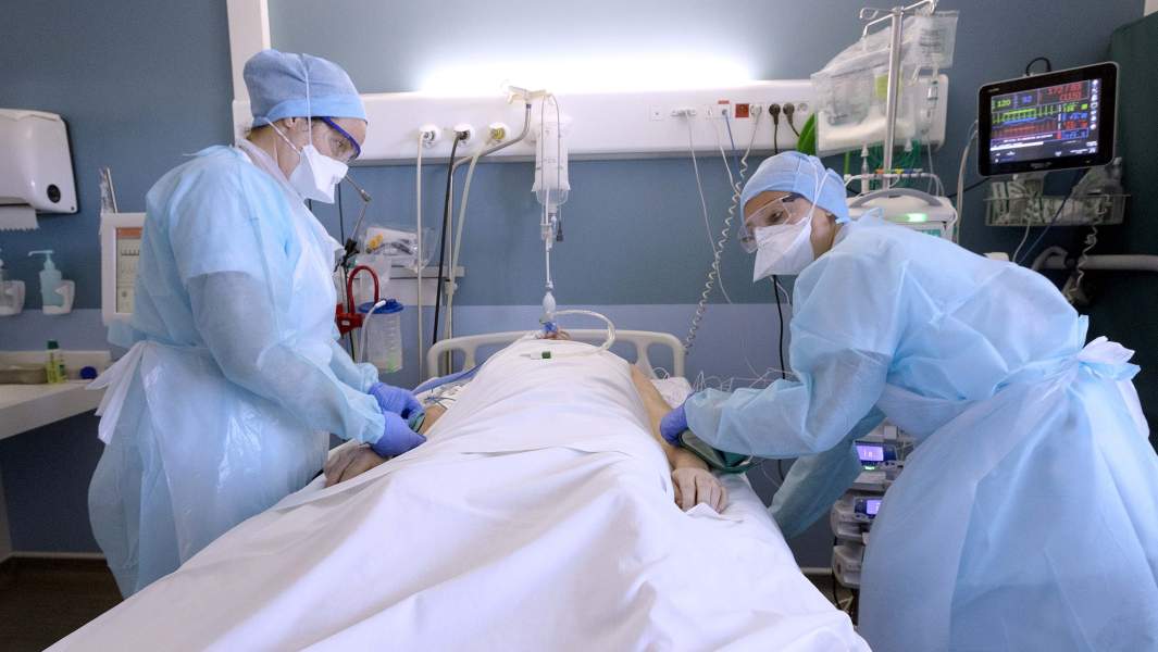 В реанимации отделения Covid клиники Parc под Монпелье, Франция