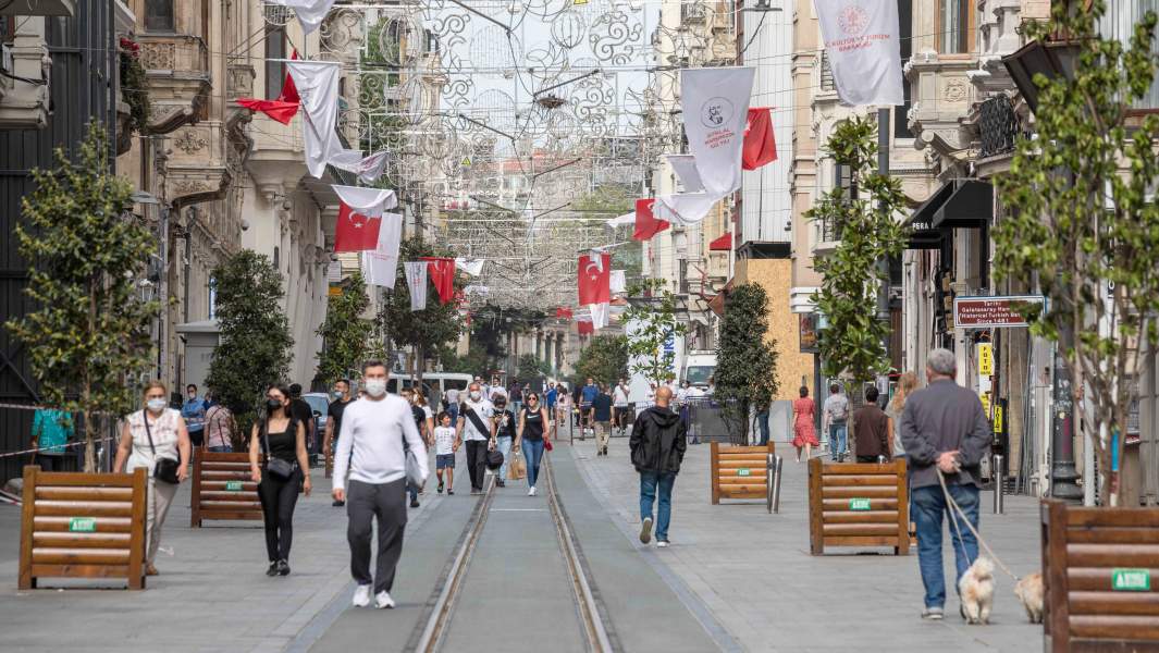 Стамбул во время действия общенационального карантина в период пандемии коронавируса COVID-19, Турция