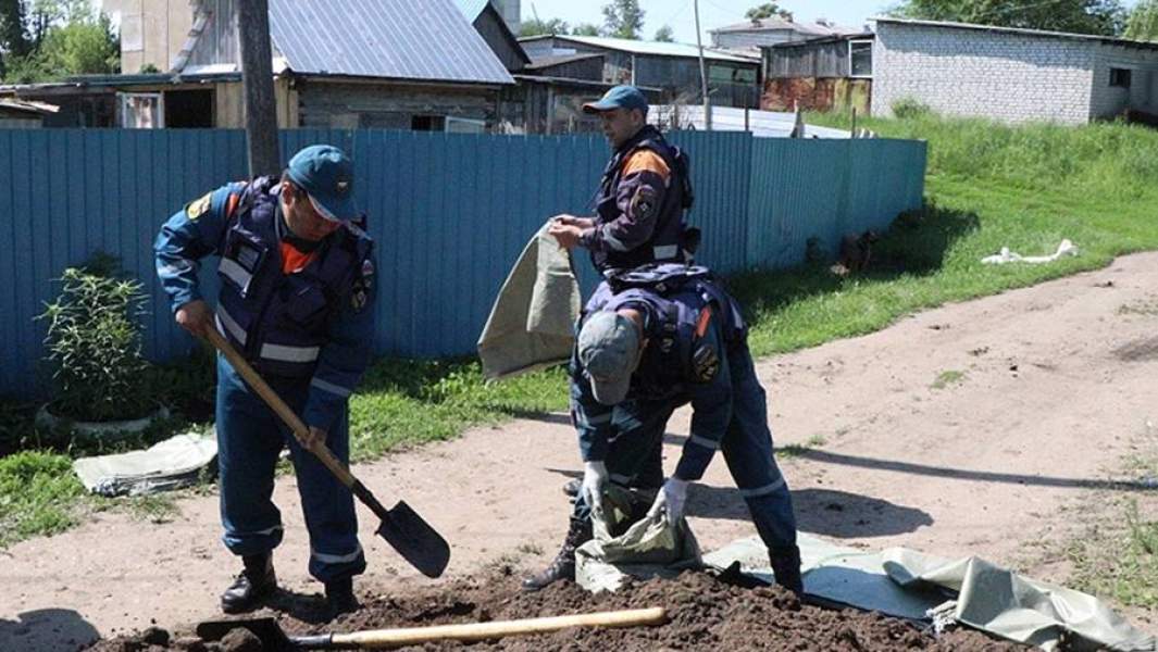 Работы по берегоукреплению вблизи села Марково у реки Амур