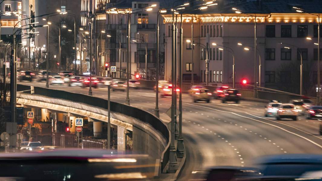 автомобили в городе