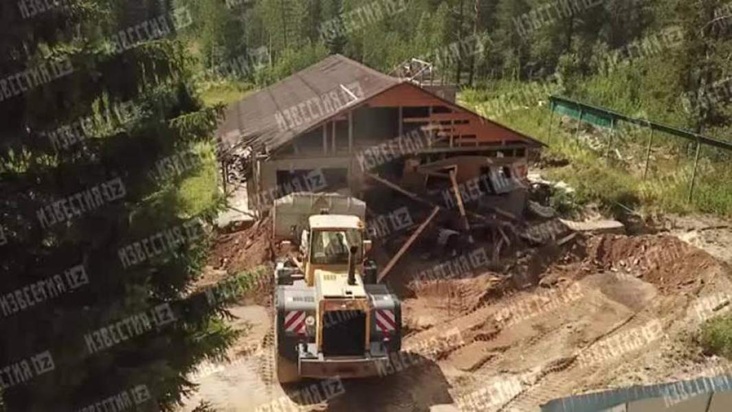 участок в поселке 