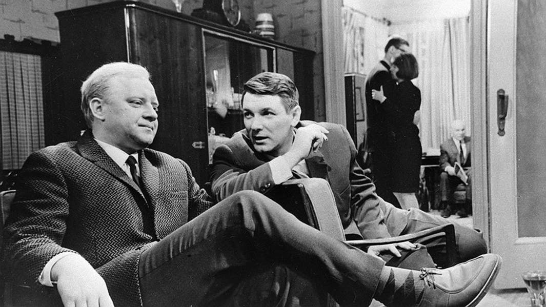 Кадр из фильма режиссера Марлена Хуциева «Июльский дождь»