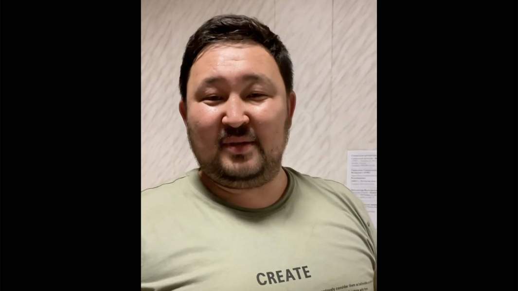 отец подростка Александр