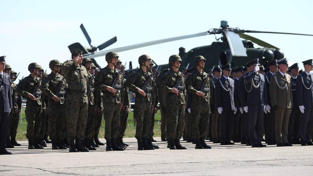 Встать в строй: в Польше предложили радикально увеличить армию