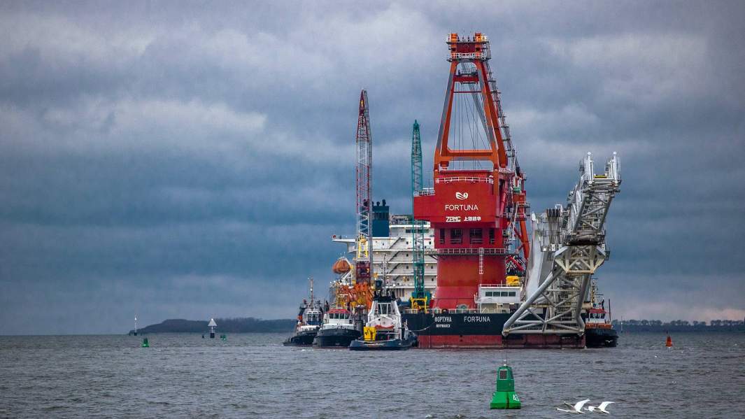 Трубоукладочная баржа «Фортуна»