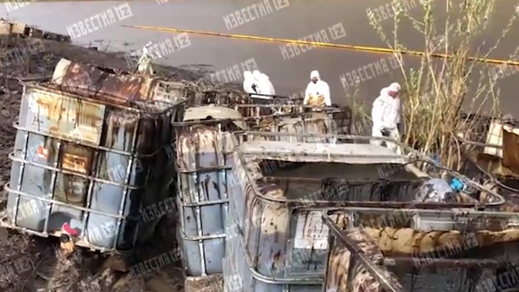 Фонтан посреди моря»: под Новороссийском произошел крупный выброс нефти