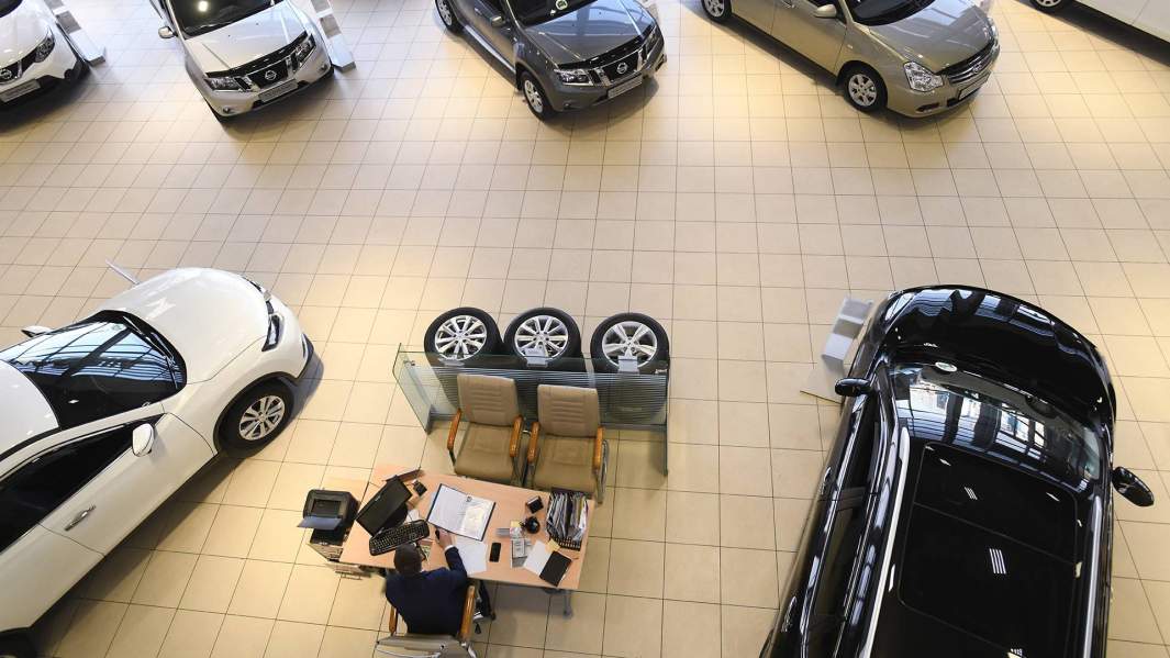 Проще некуда: как автопроизводители пытаются сдержать цены