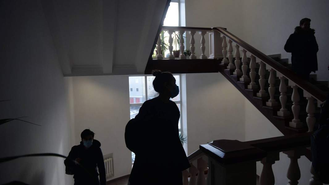 студенты в университете