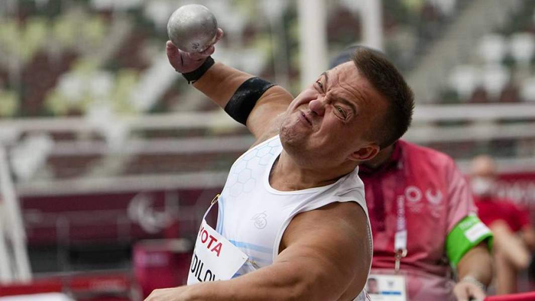 Член сборной ПКР Денис Гнездилов 