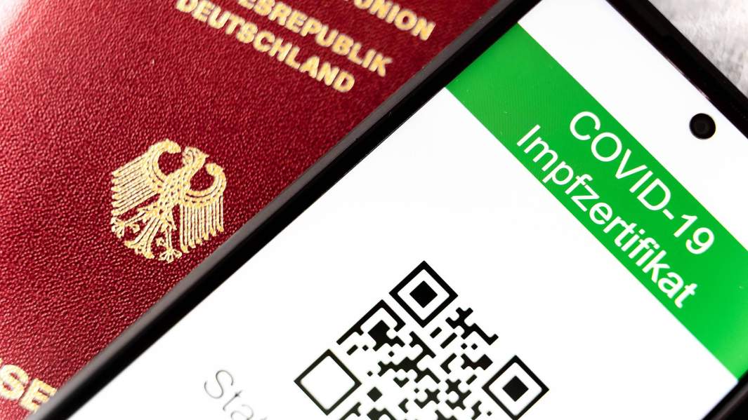 сертификат вакцина