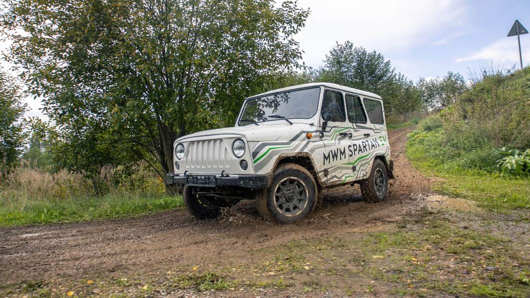 Максимальная скорость — 130 км/ч 