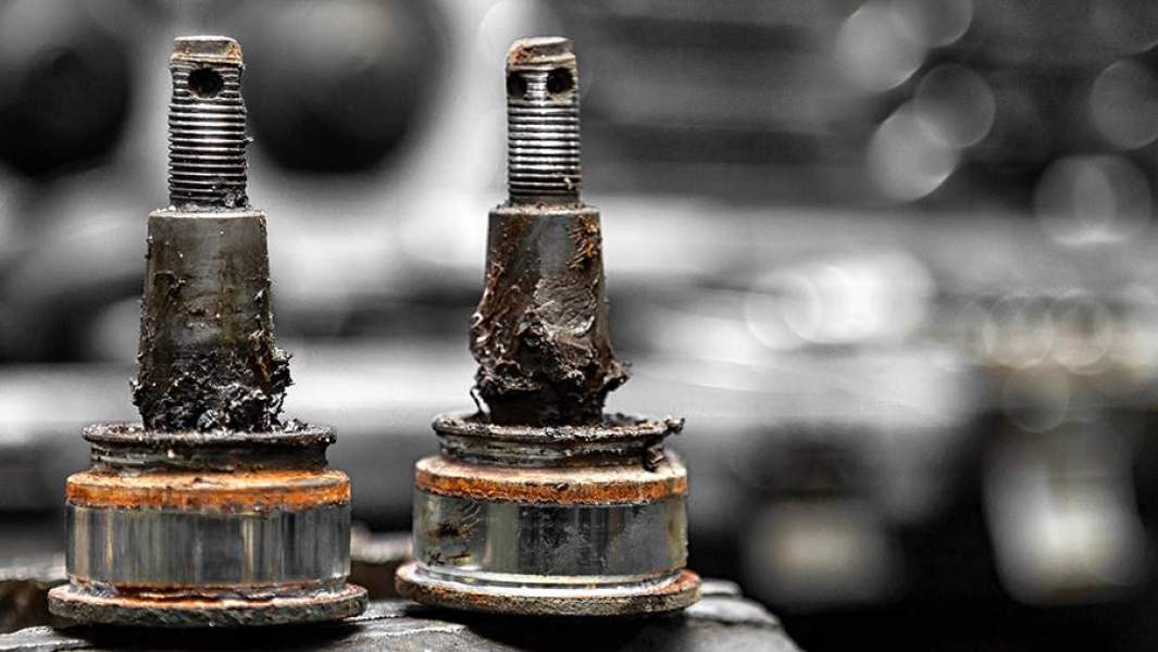 Изношенные шаровые опоры