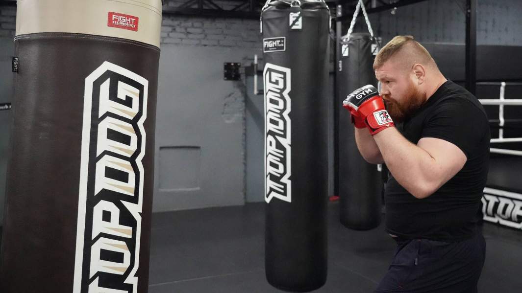 Вячеслав Дацик на тренировке