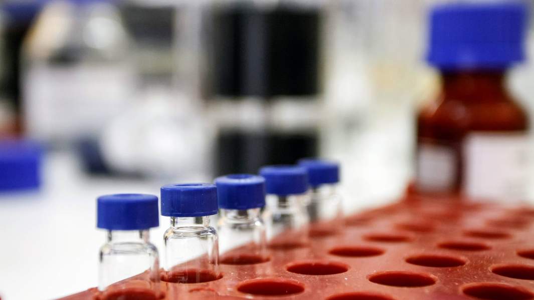 пробирка лаборатория