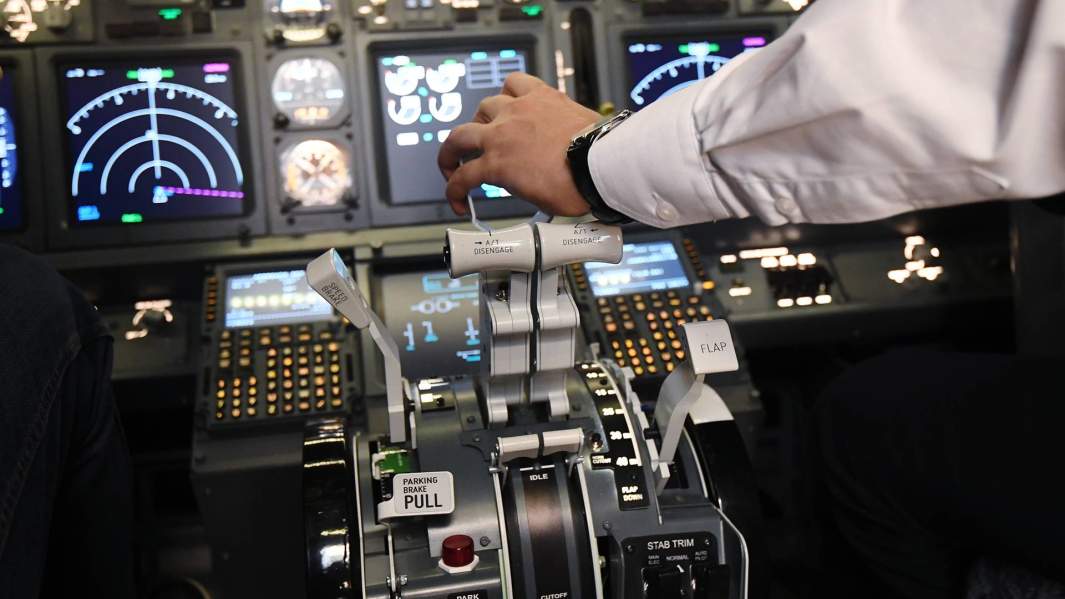 Вынужденная просадка: в Росавиации заявили о нехватке денег на подготовку пилотов