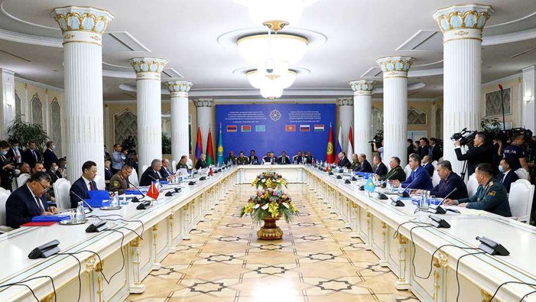 Совместное заседание министров иностранных дел, министров обороны и секретарей совбезов ОДКБ в Душанбе