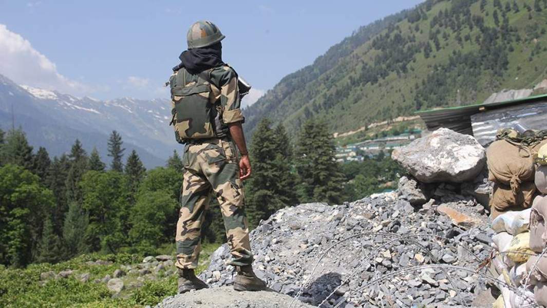 Индийский солдат на границе с Китаем в Ладакхе