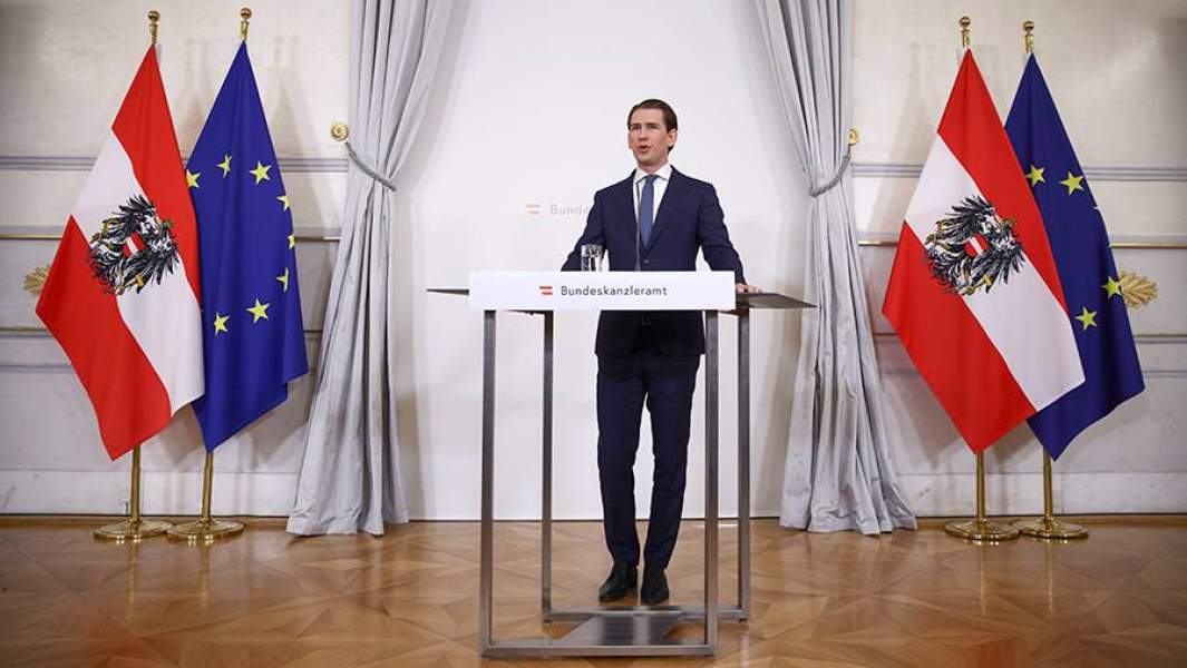 Канцлер Австрии Себастьян Курц объявляет о своей отставке