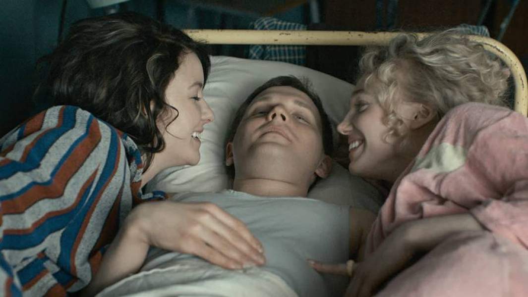 Кадр из фильма «Общага»