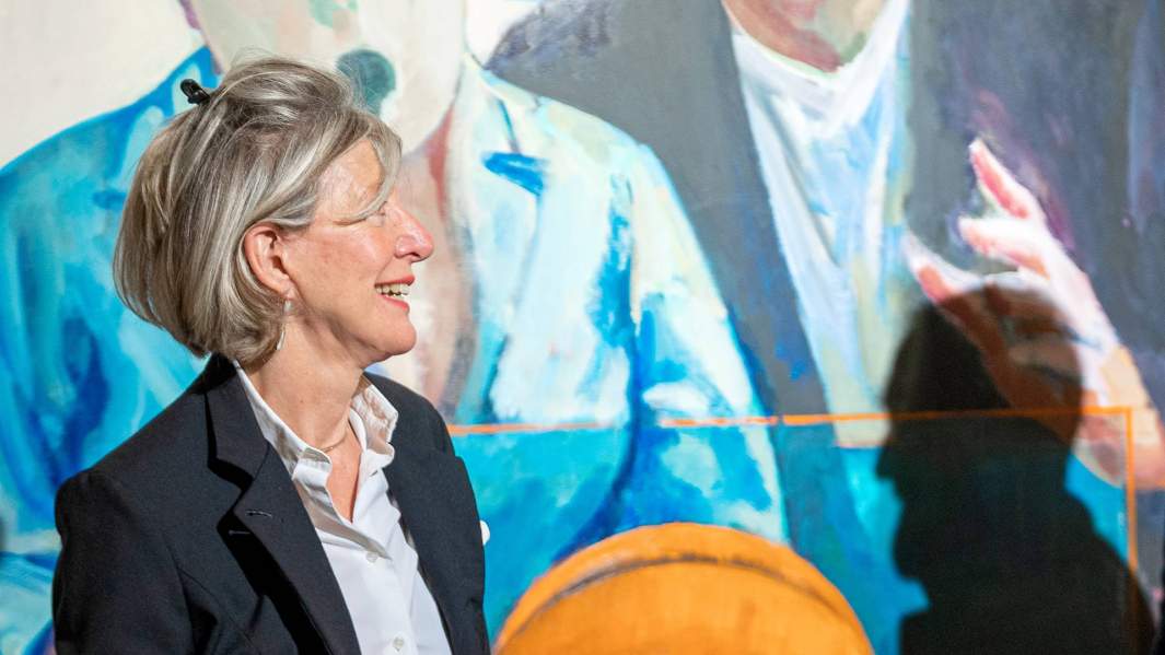 Австрийская художница Ксения Хауснер, на персональной выставке «Правдивая ложь» в ГМИИ им. Пушкина