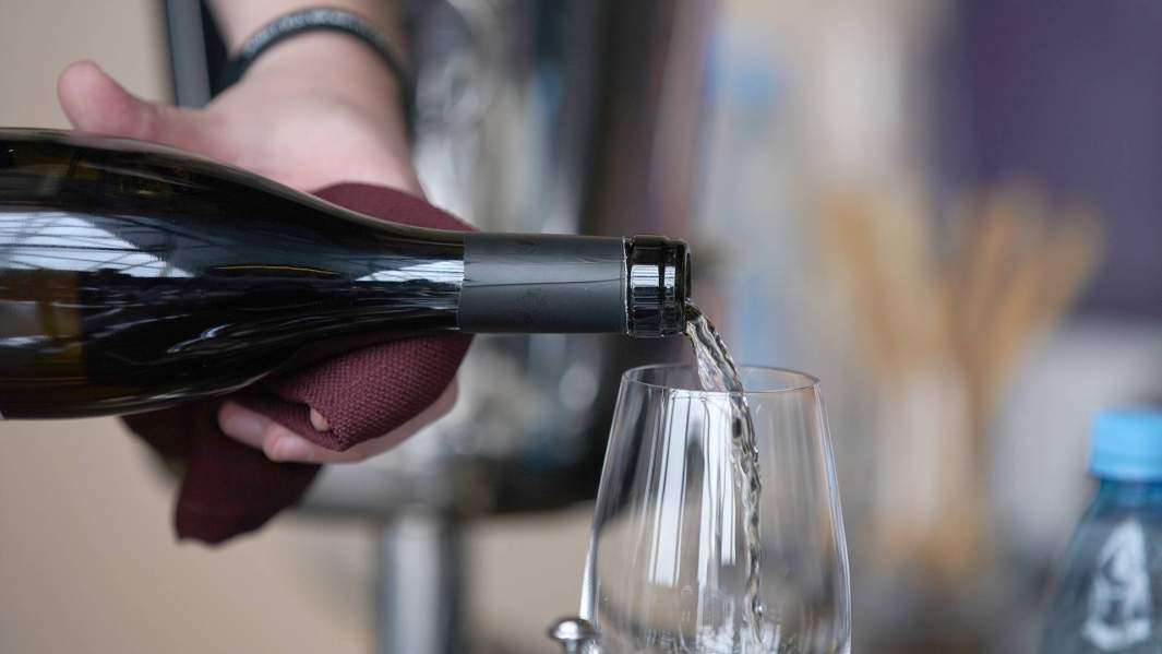 алкоголь вино