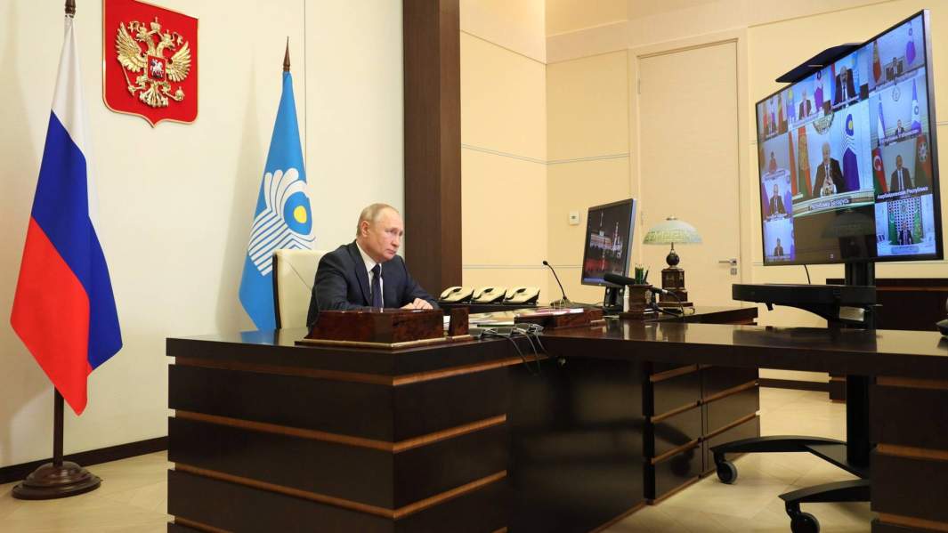 Президент России Владимир Путин в режиме видеоконференции принял участие в заседании Совета глав государств – участников Содружества Независимых Государств
