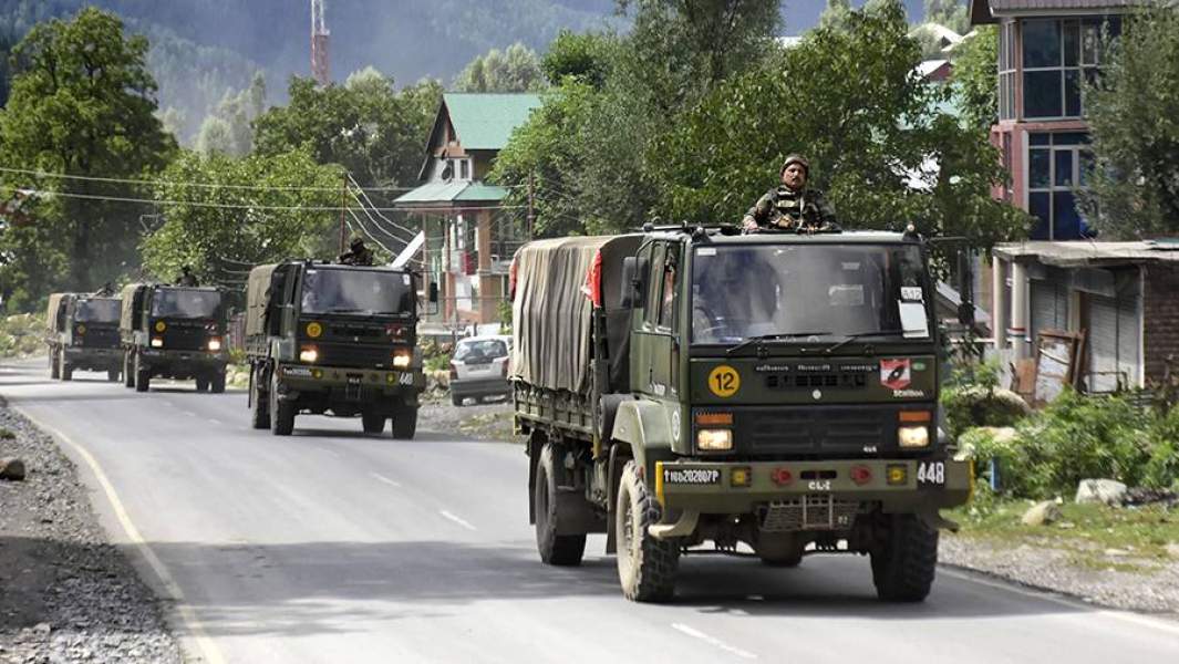 Подразделения индийской армии на марше в провинции Ладакх